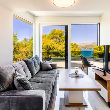 Valentina Apartman Trogir