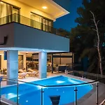 Apartment Valentina *