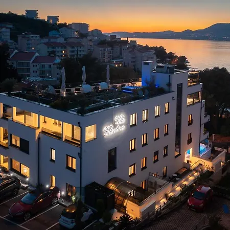 Valentina تروغير