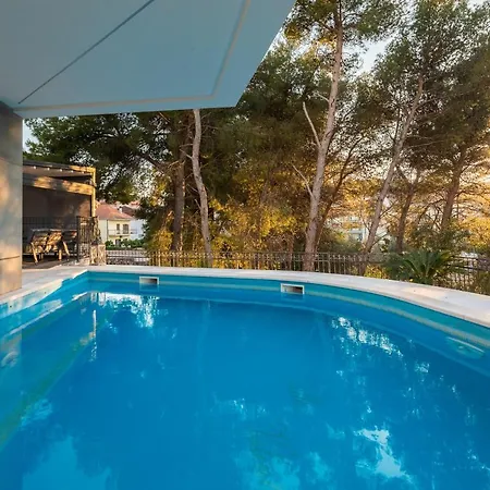 Valentina * تروغير