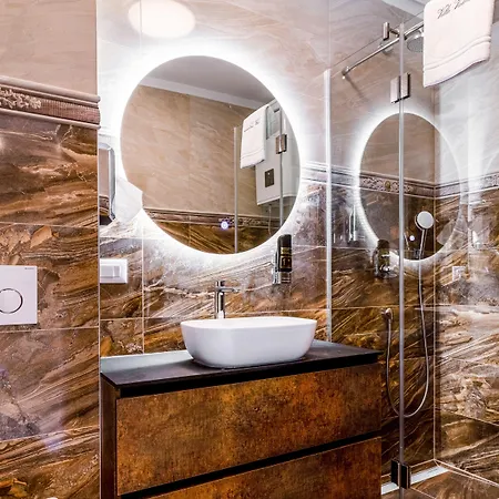 Valentina تروغير